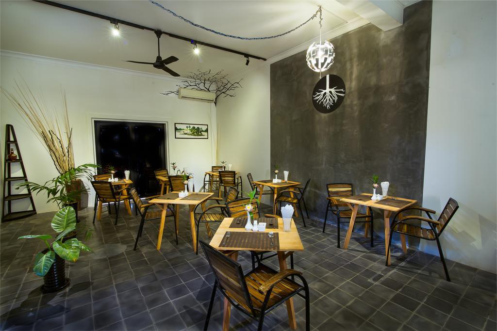 Ashia Hotel & Lounge 시엠리아프 외부 사진