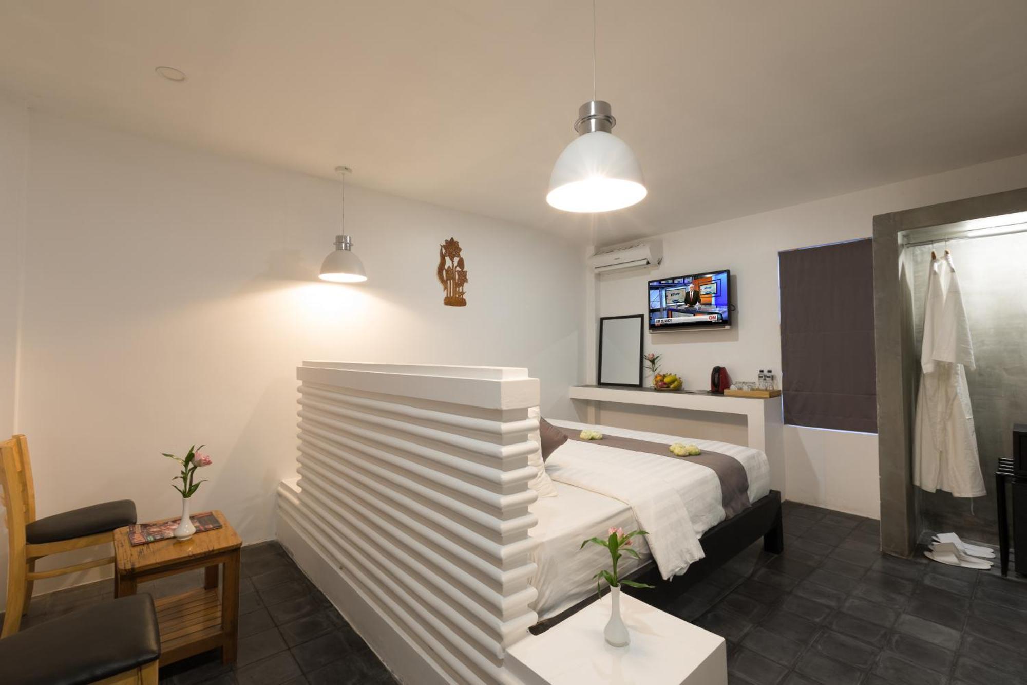 Ashia Hotel & Lounge 시엠리아프 외부 사진