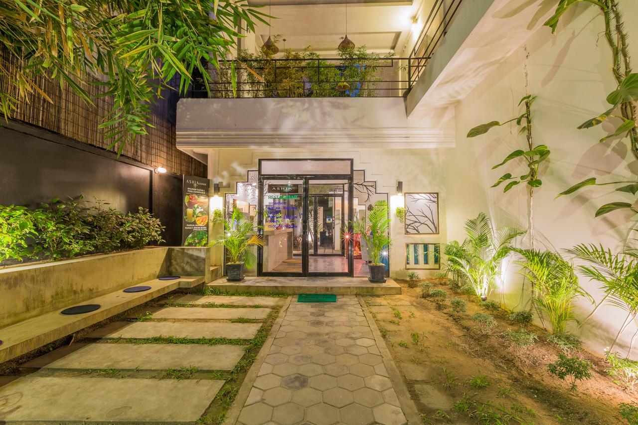 Ashia Hotel & Lounge 시엠리아프 외부 사진