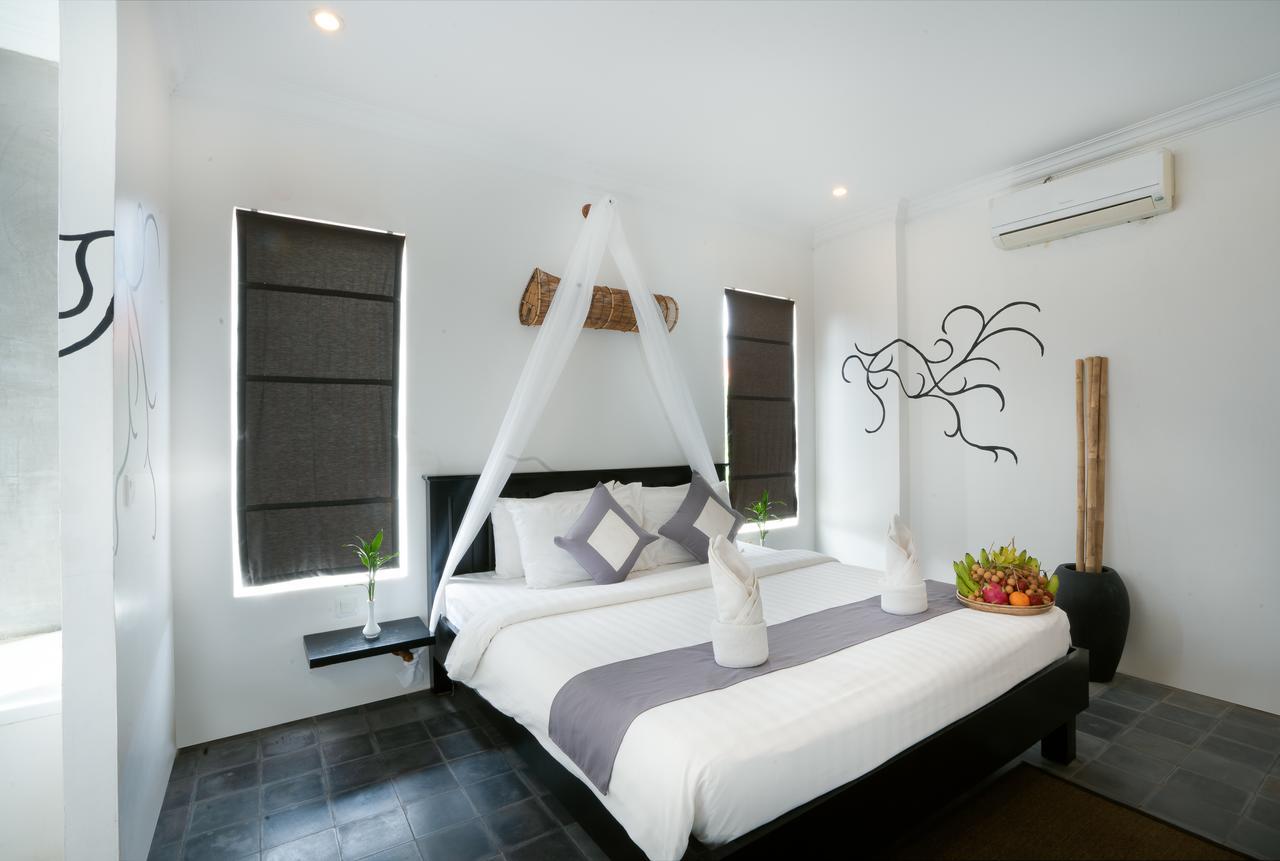Ashia Hotel & Lounge 시엠리아프 외부 사진