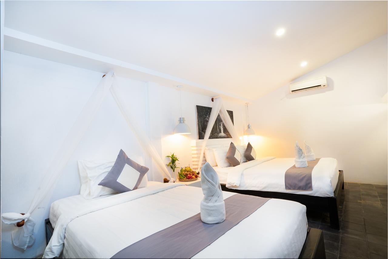 Ashia Hotel & Lounge 시엠리아프 외부 사진