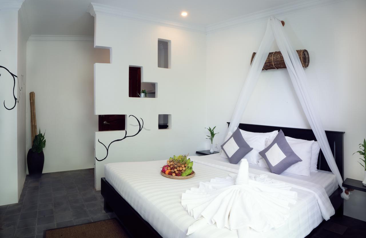 Ashia Hotel & Lounge 시엠리아프 외부 사진